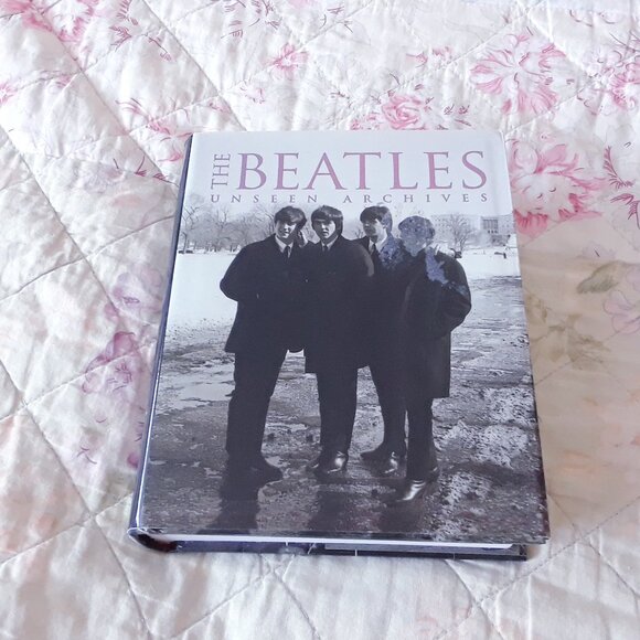 Rare 2003 The Beatles (Unseen Archives) Book - Picture 1 of 10